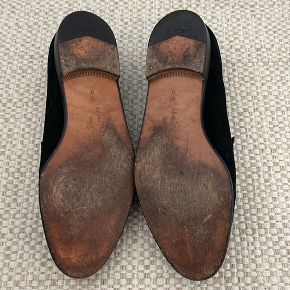 Men's Ferragamo Black Velvet Formal Loafers perfect for black tie events - Picture 2 of 5